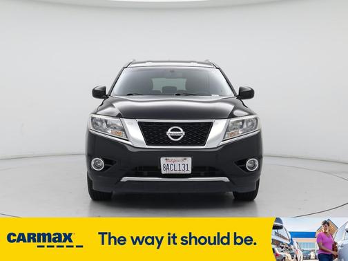 2016 Nissan Pathfinder SV