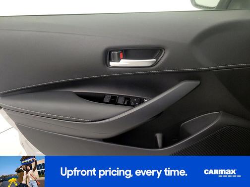 Silver 2021 Toyota Corolla Hatchback SE