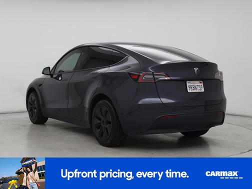 Gray 2025 Tesla Model Y Long Range
