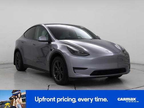 Gray 2024 Tesla Model Y Long Range
