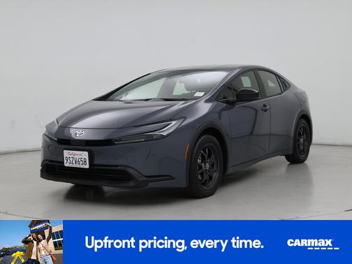 2025 Toyota Prius LE