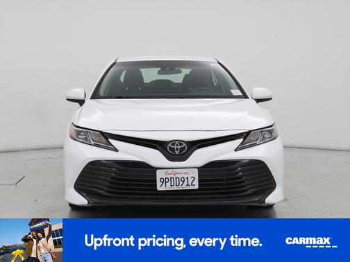 White 2018 Toyota Camry LE
