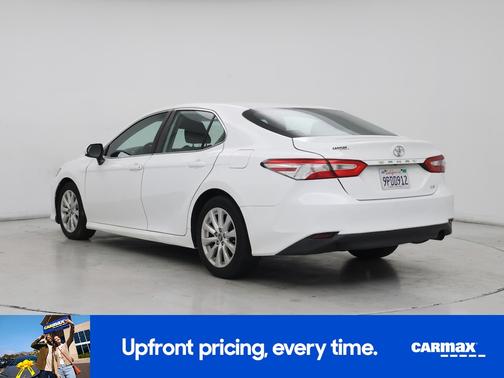 White 2018 Toyota Camry LE