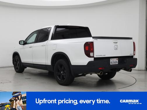 White 2021 Honda Ridgeline Black Edition