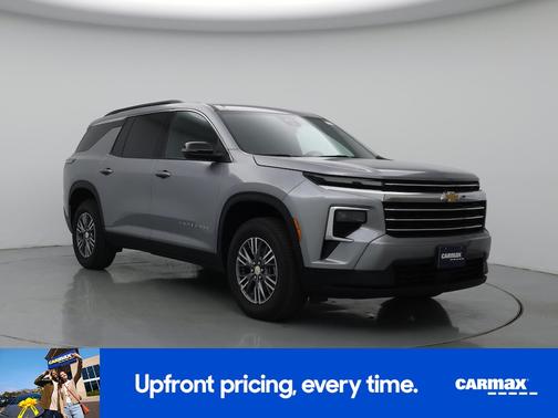 Gray 2025 Chevrolet Traverse LT
