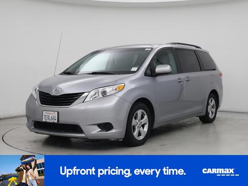 Gray 2014 Toyota Sienna LE