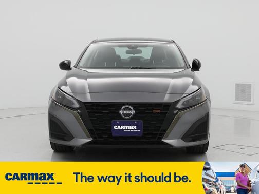 2023 Nissan Altima SR