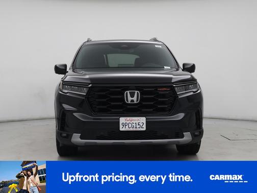 Black 2025 Honda Pilot Trailsport