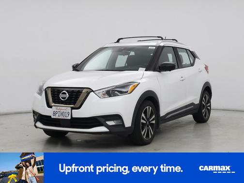 White 2020 Nissan Kicks SR