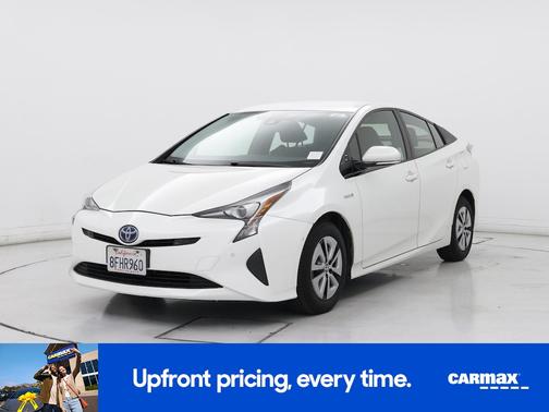 White 2018 Toyota Prius Two