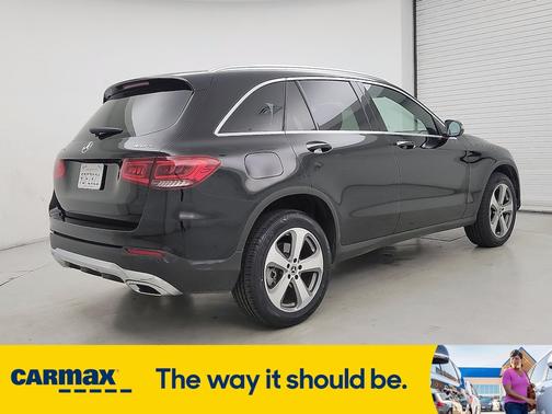2022 Mercedes-Benz GLC 300