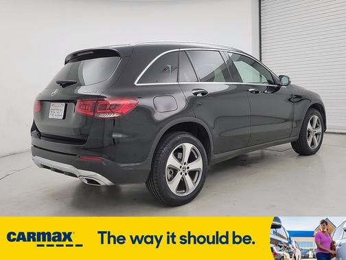 2022 Mercedes-Benz GLC 300