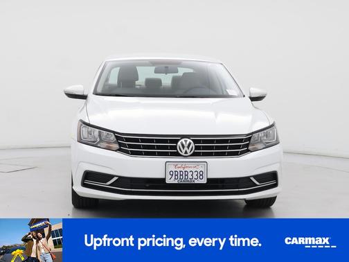 2017 Volkswagen Passat S