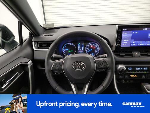 2022 Toyota RAV4 Hybrid SE