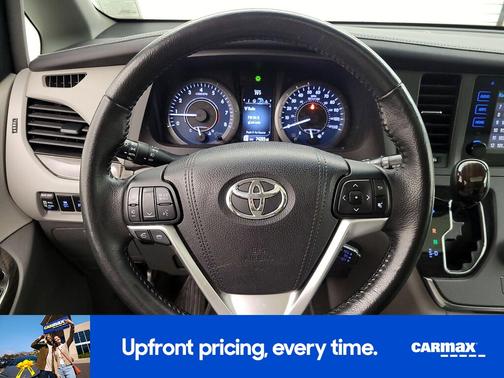 2015 Toyota Sienna XLE