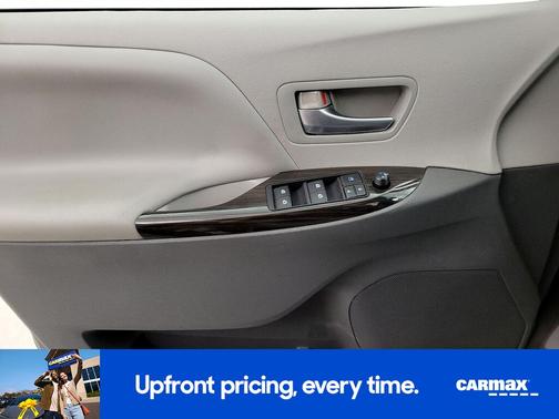 2015 Toyota Sienna XLE