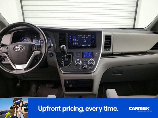 2015 Toyota Sienna XLE