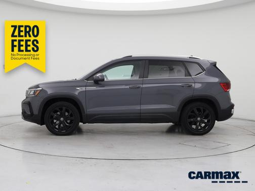 Gray 2023 Volkswagen Taos SE