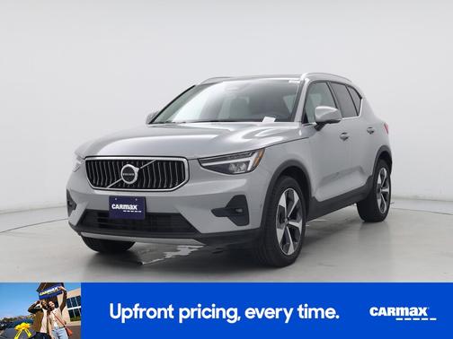 Gray 2025 Volvo XC40 B5 Plus Bright Theme