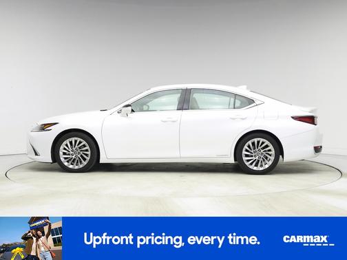 2021 Lexus ES 300h Luxury