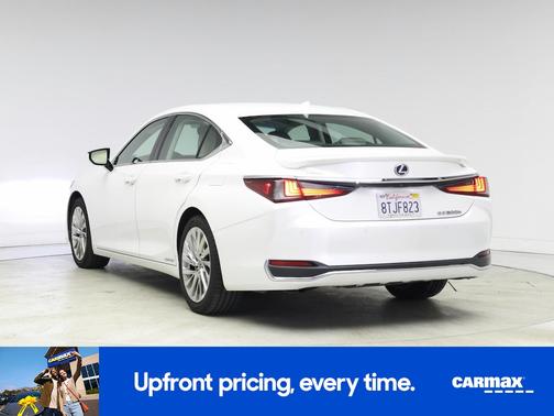 2021 Lexus ES 300h Luxury
