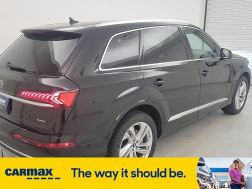 2023 Audi Q7 Premium Plus