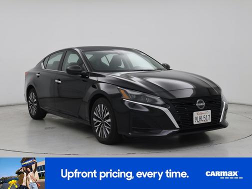 2024 Nissan Altima SV