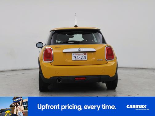 2015 MINI Hardtop Cooper (M6)