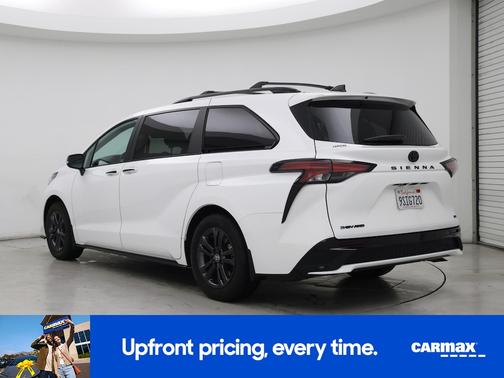 2025 Toyota Sienna XSE