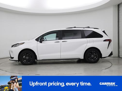 2025 Toyota Sienna XSE