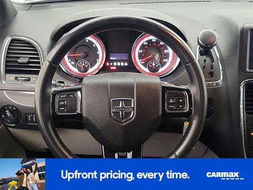 Gray 2016 Dodge Grand Caravan SE Plus