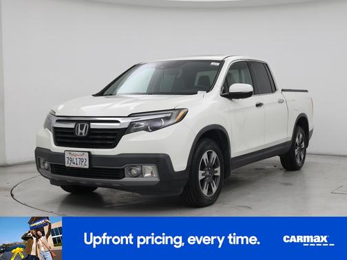 White 2019 Honda Ridgeline RTL-E