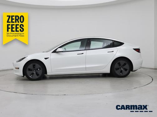 White 2022 Tesla Model 3