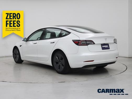 White 2022 Tesla Model 3