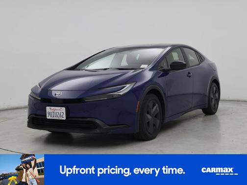 2025 Toyota Prius LE