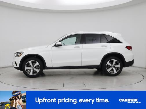 White 2022 Mercedes-Benz GLC 300