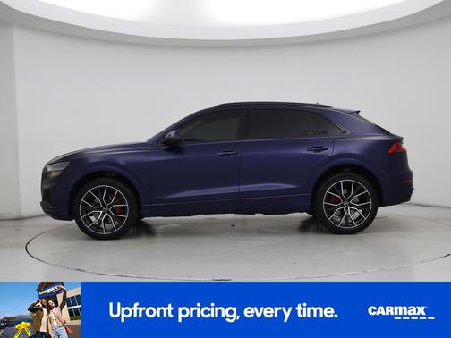 2022 Audi Q8 Premium Plus