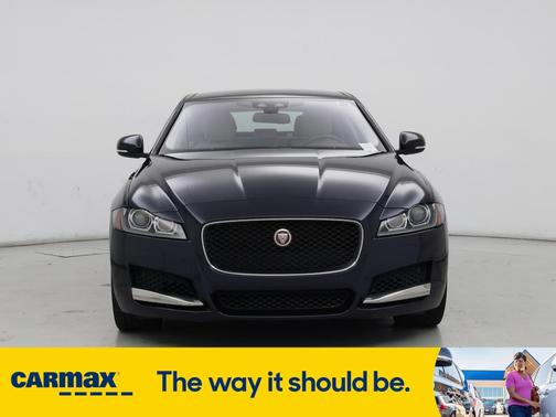 2016 Jaguar XF Prestige