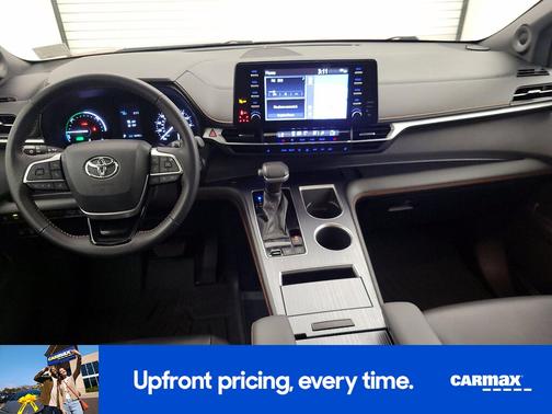 2021 Toyota Sienna XSE