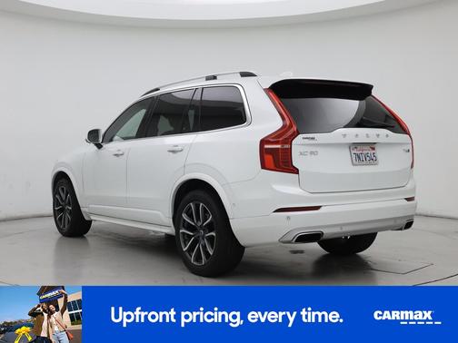 2016 Volvo XC90 T6 Momentum