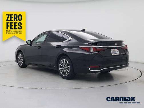 Black 2022 Lexus ES 300h