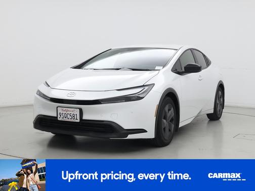 2025 Toyota Prius LE