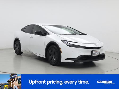 2025 Toyota Prius LE