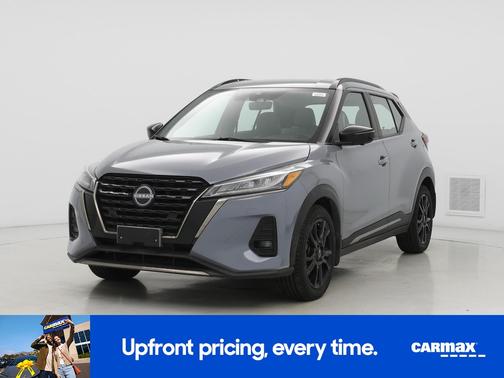 2022 Nissan Kicks SR