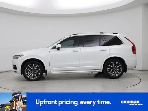 2018 Volvo XC90 T6 Momentum