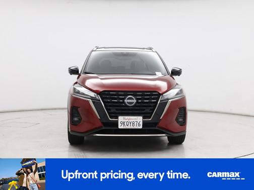 Red 2024 Nissan Kicks SR