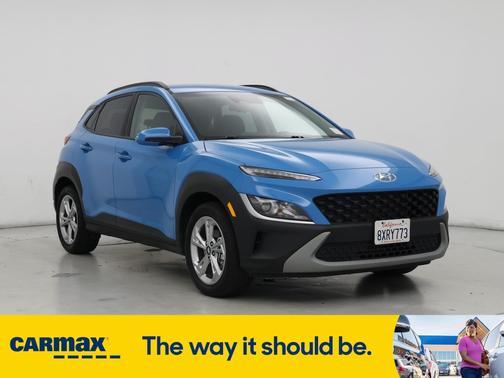 2022 Hyundai KONA SEL