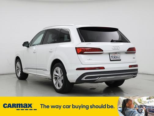 2023 Audi Q7 Premium Plus