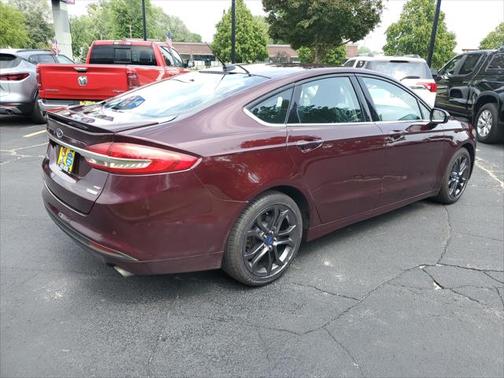 2018 Ford Fusion SE