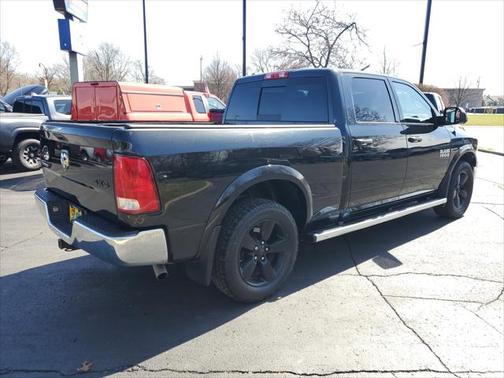 2016 RAM 1500 SLT